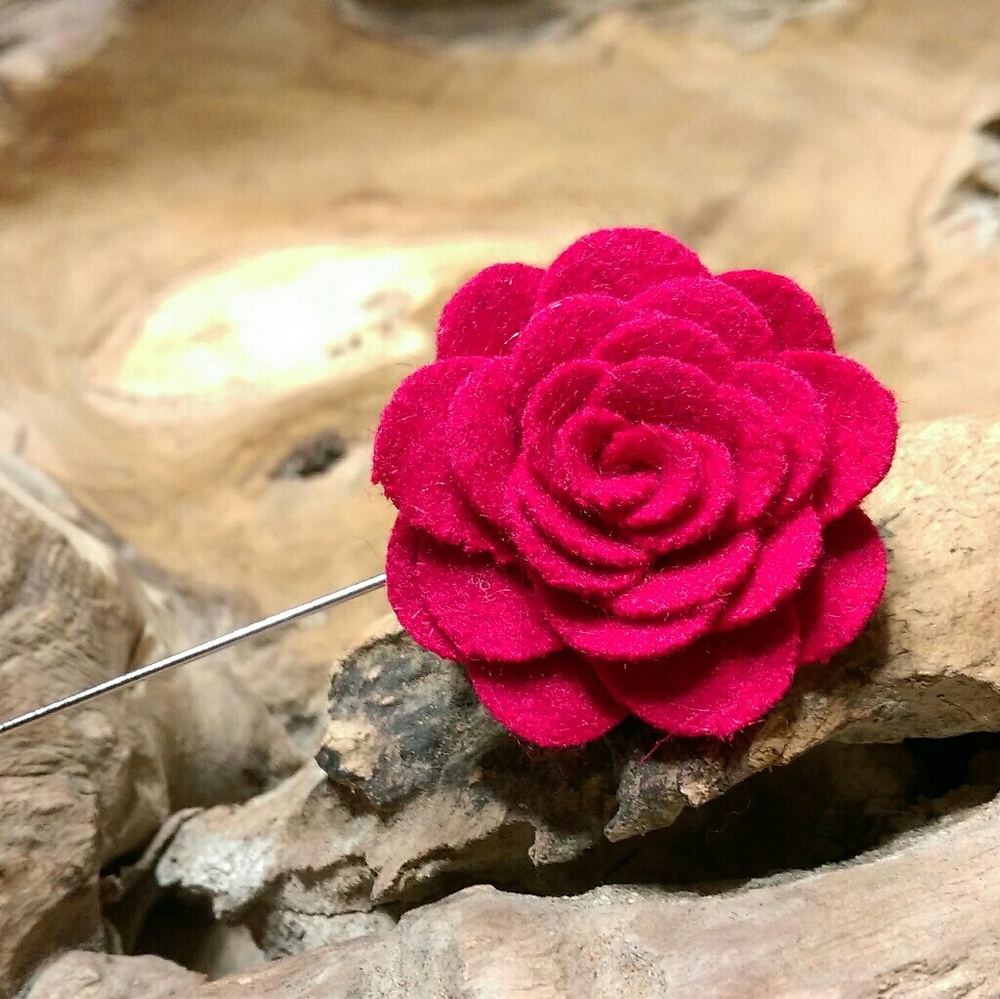 Exclusive Lapel Accent